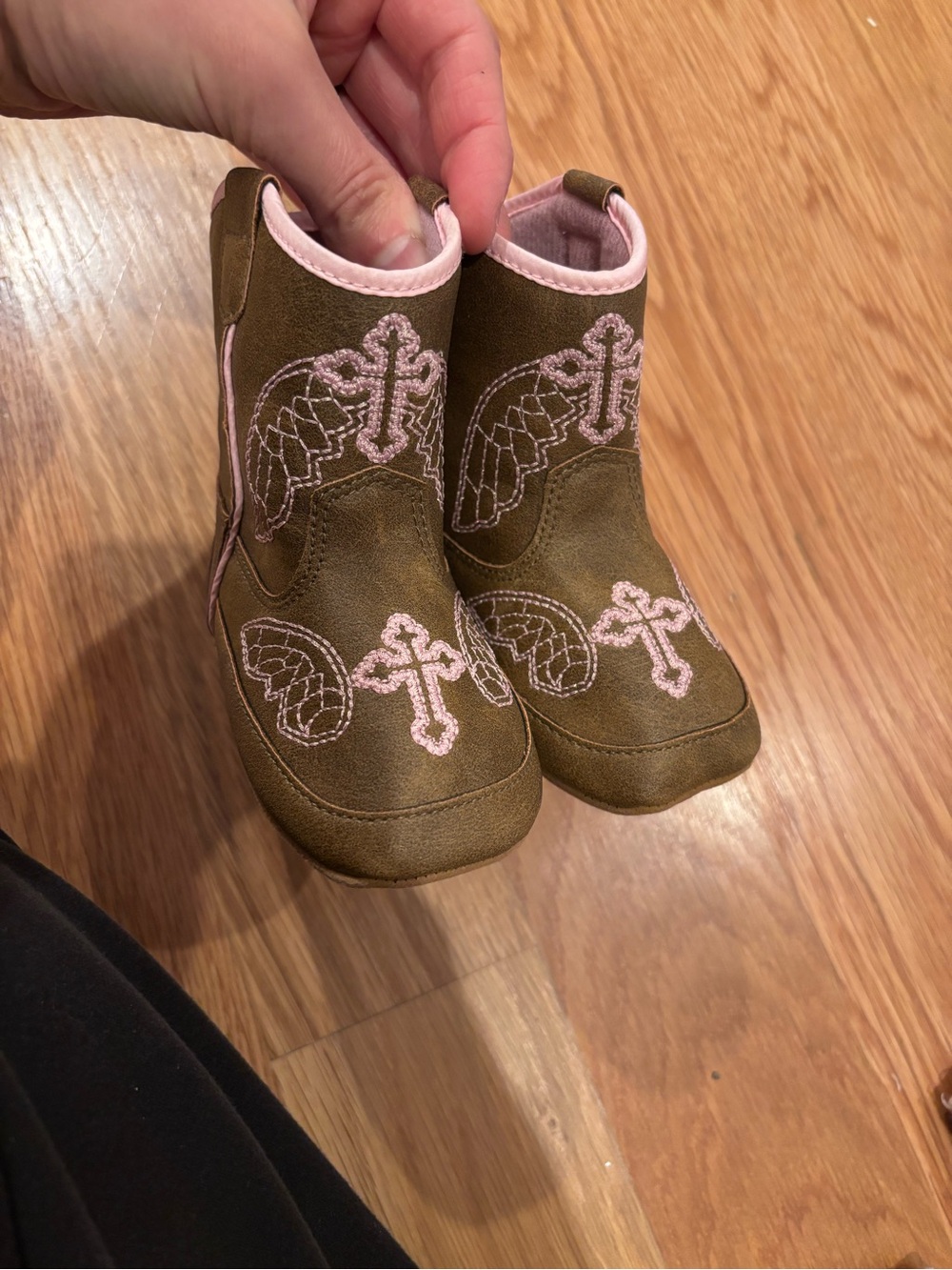 NWOT. Twister Brown and Pink Infant Boots.
